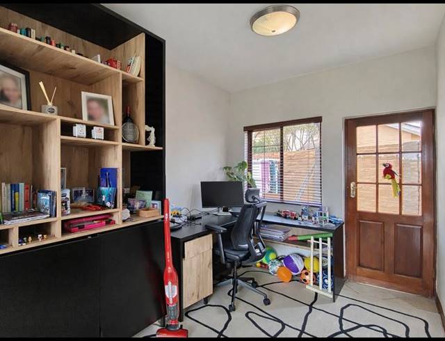2 BEDROOM TOWNHOUSE FOR SALE IN NOORDWYK